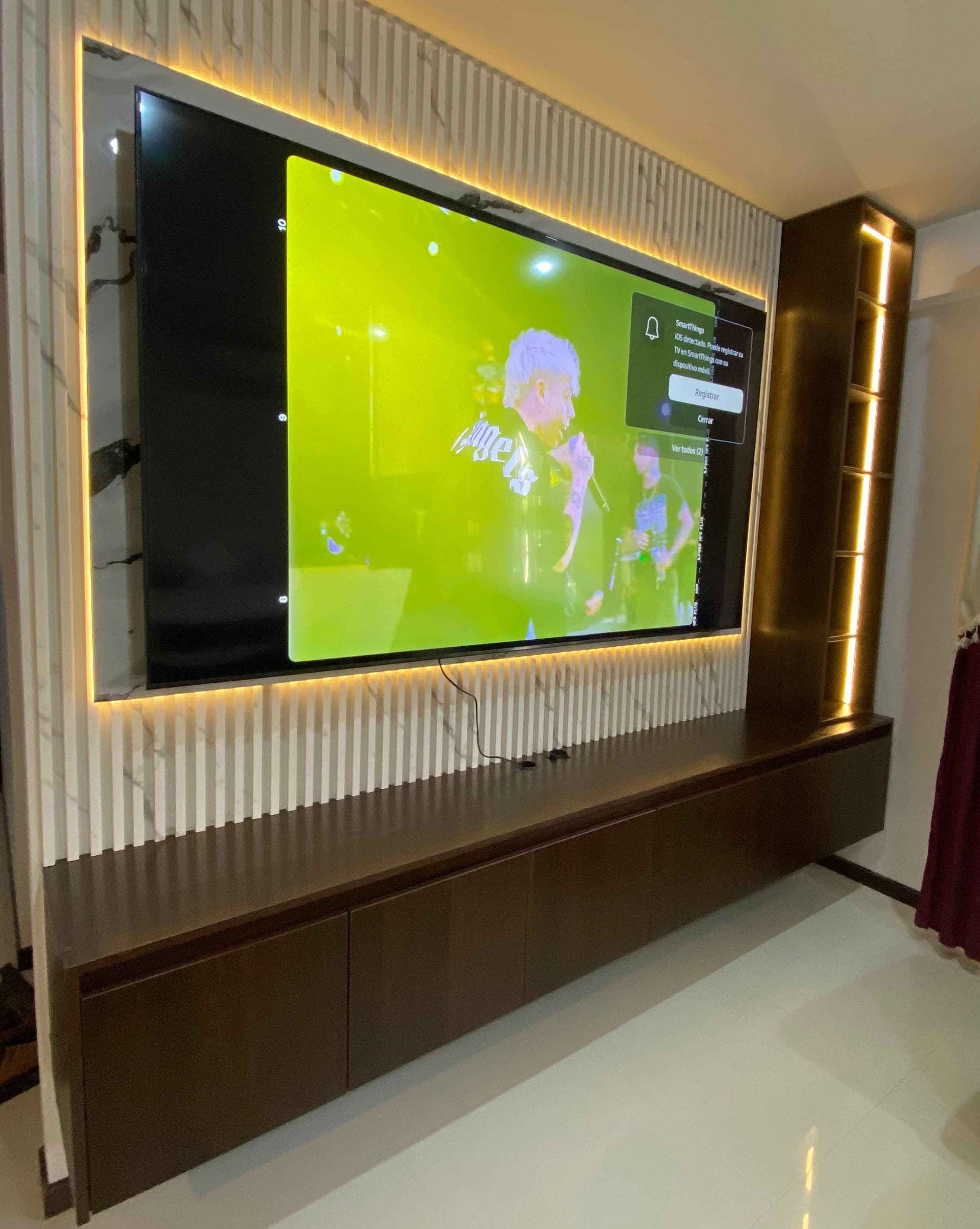 Rack TV Minimalista Flotante